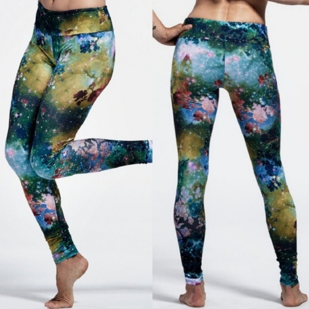 ONZIE • Charley Nature Galaxy Workout Leggings